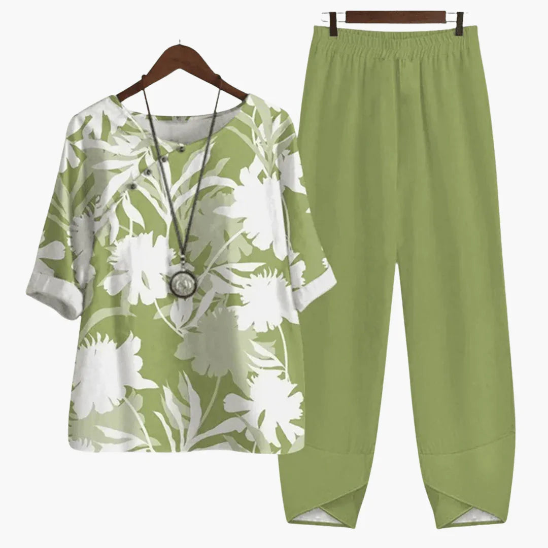 Bavane | Women's Set with Floral Pattern - Top and Pants for Summer