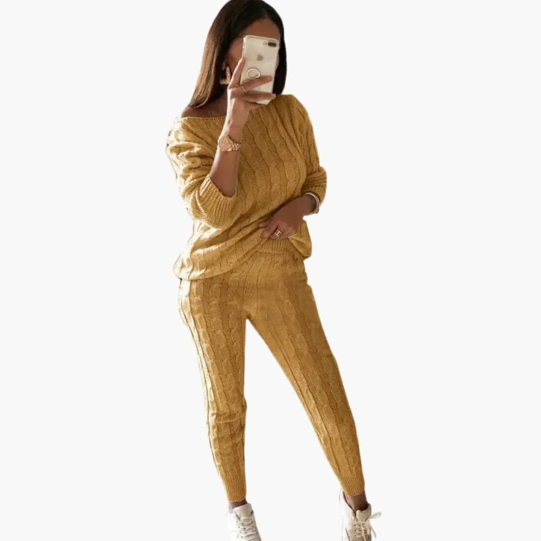 Bavane | Women's Knit Set with Long Sleeves and Elastic Waistband