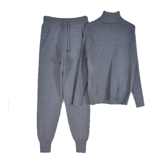 Women's Knitted Tracksuit with Turtleneck Sweater and Drawstring Pants