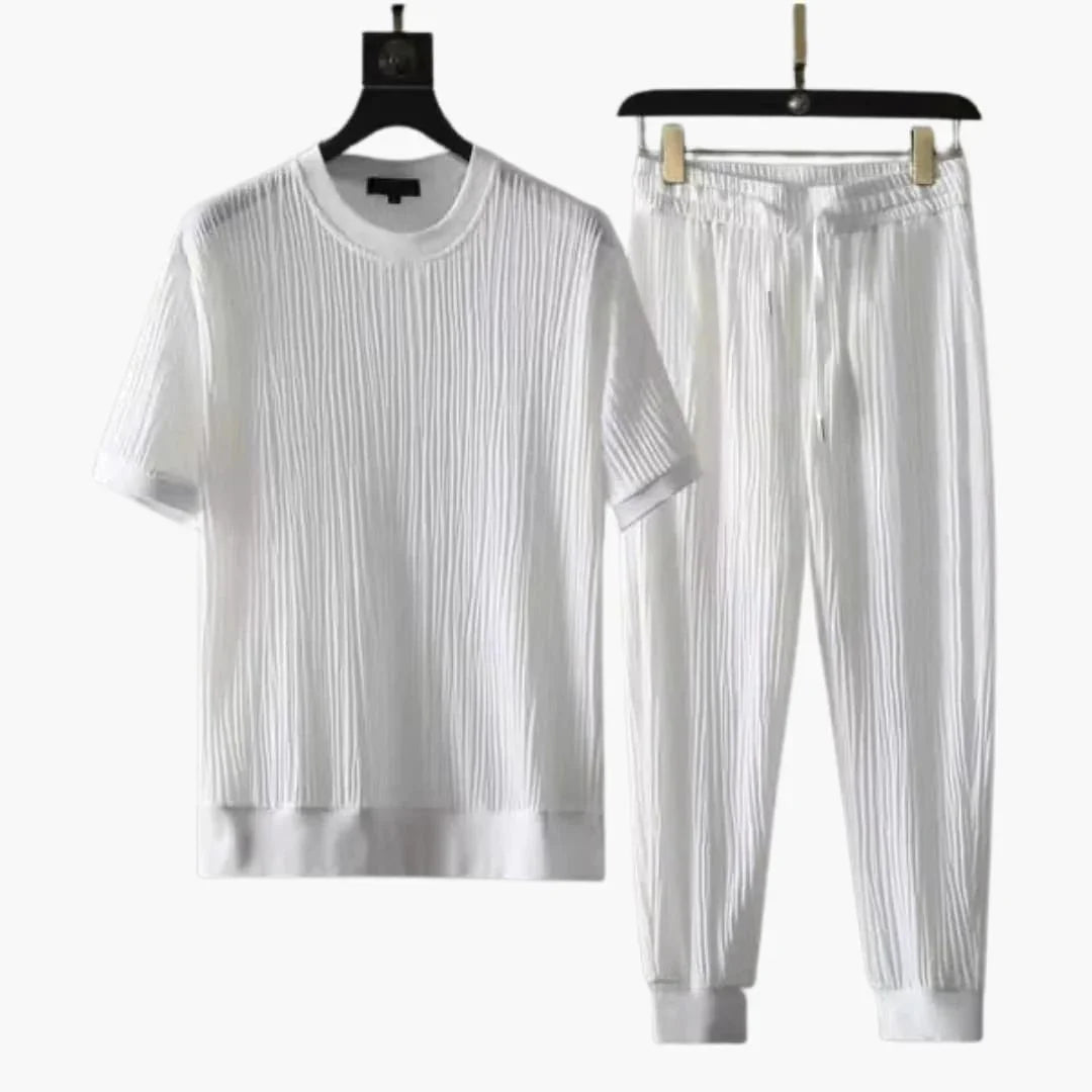 Men's Pleated Two-Piece Set with Round Neck T-Shirt and Jogging Pants