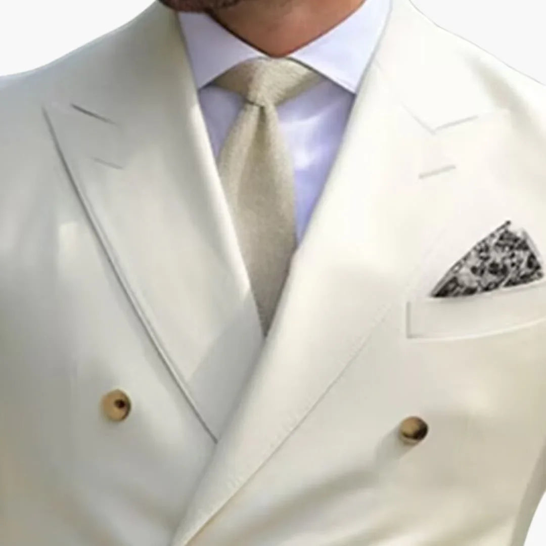 Men's Suit with Double-Breasted Design and Slim Fit for All Seasons