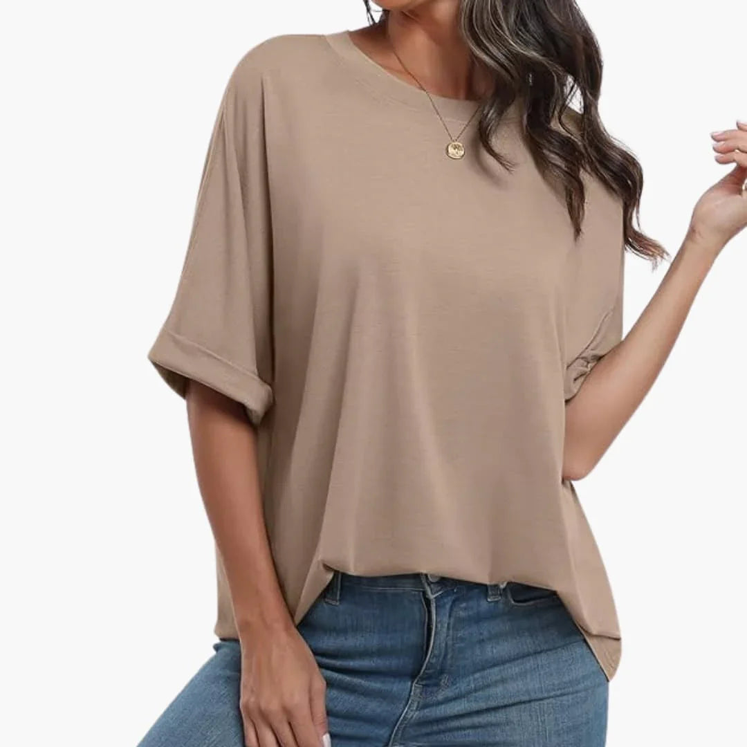 Women's Oversized T-Shirt with Round Neck and Short Sleeves