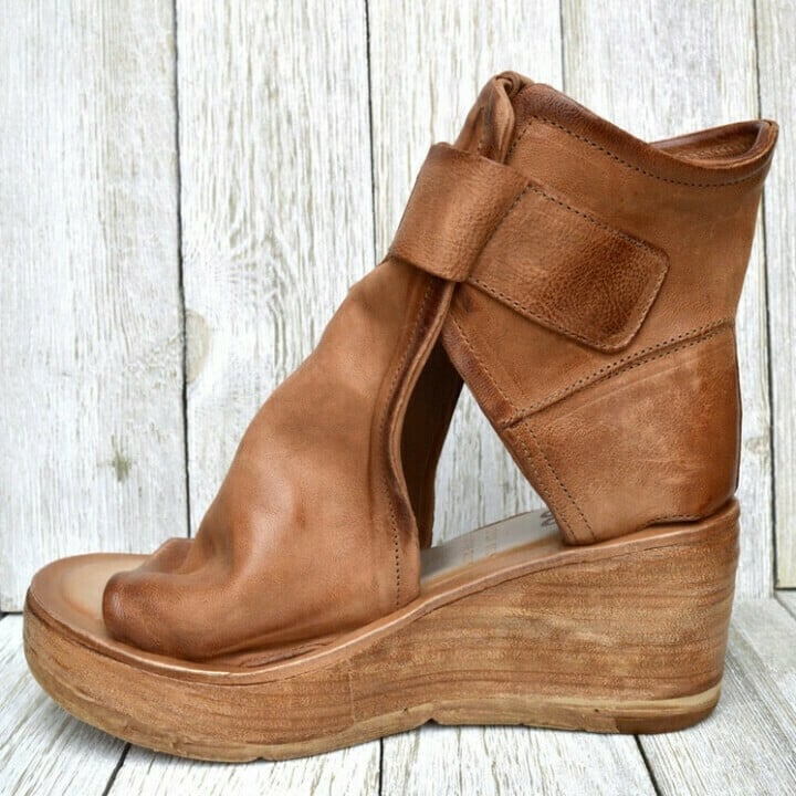 Womens Orthopedic Sandals with Wedge Sole and Buckle Closure