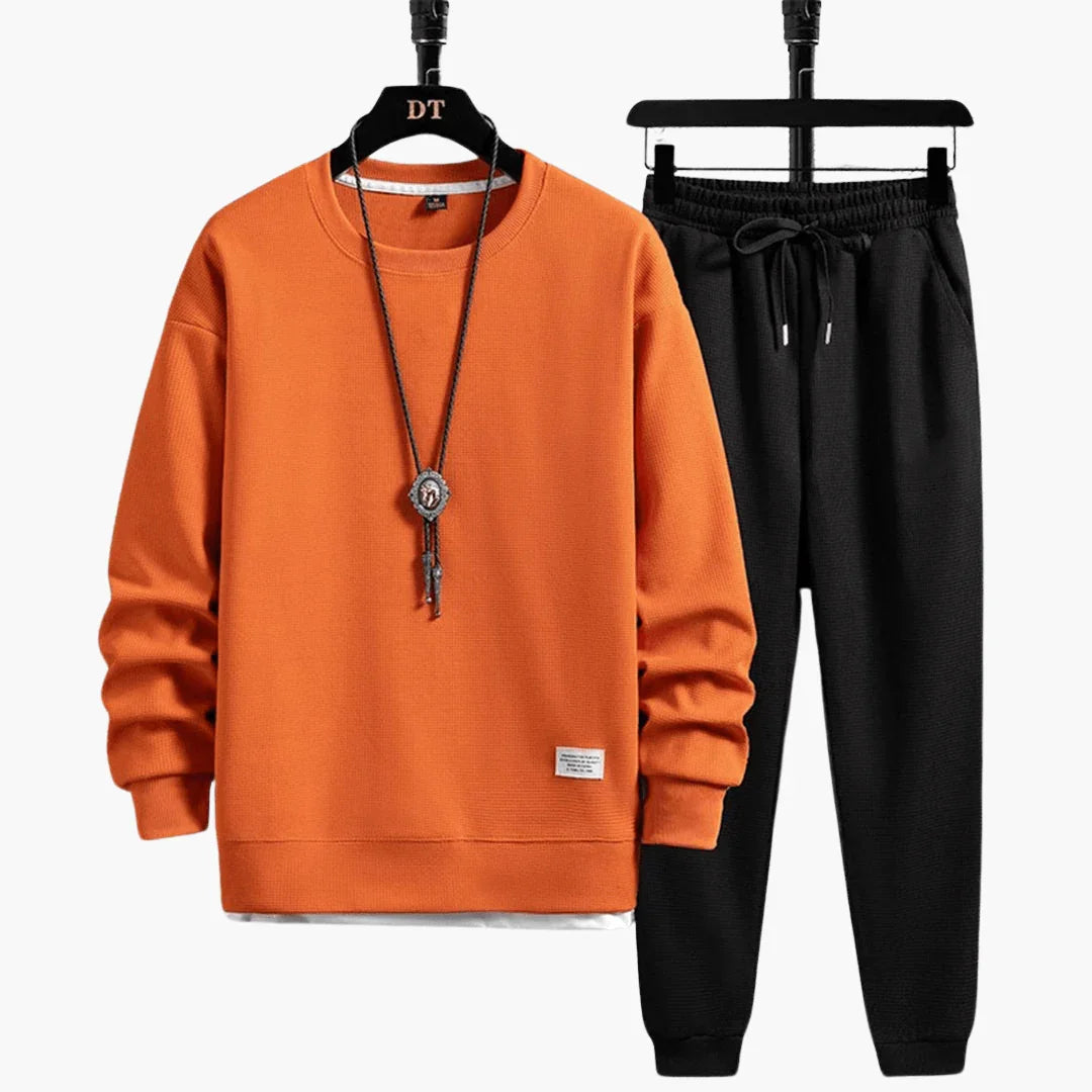 Leisure Suit with Sweatshirt for Men  Sporty & Modern