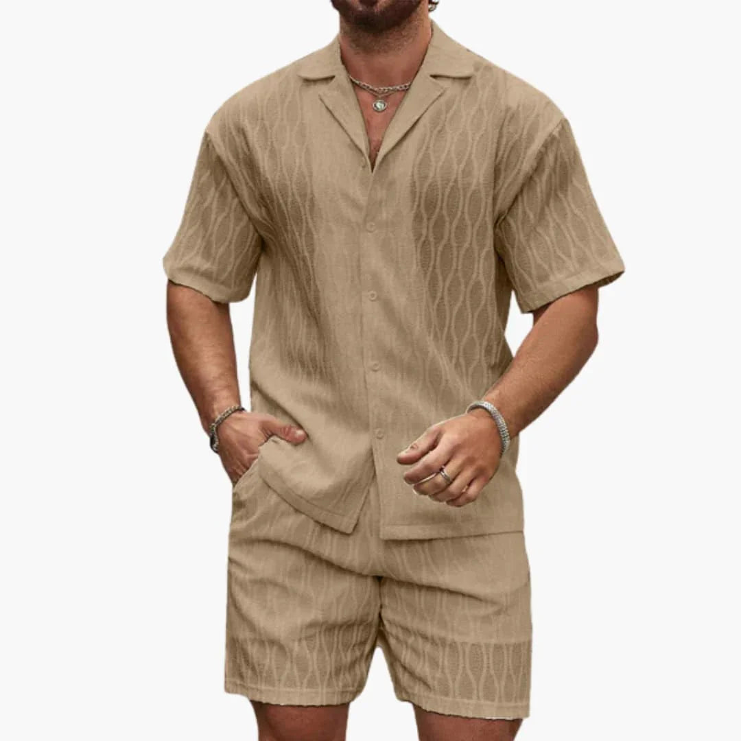 Men's Two-Piece Set Made of Lightweight Fabric with Shirt and Shorts