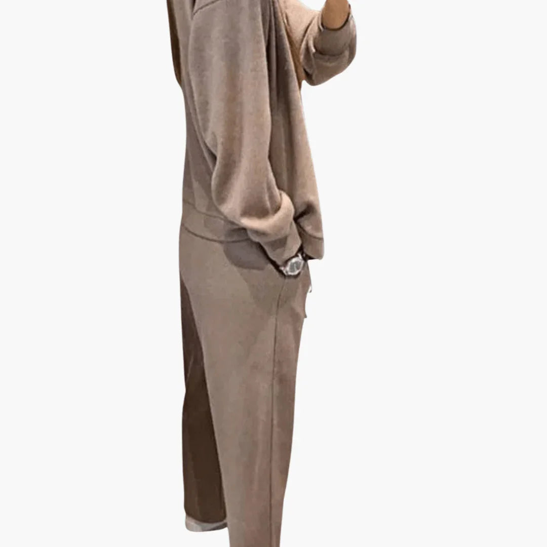 Loungewear Set for Women - Luxurious and Comfortable 2-Piece Outfit