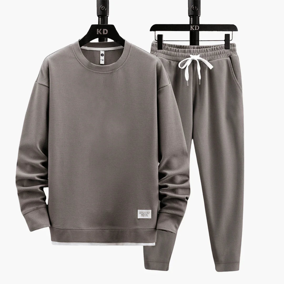 Leisure Suit with Sweatshirt for Men  Sporty & Modern