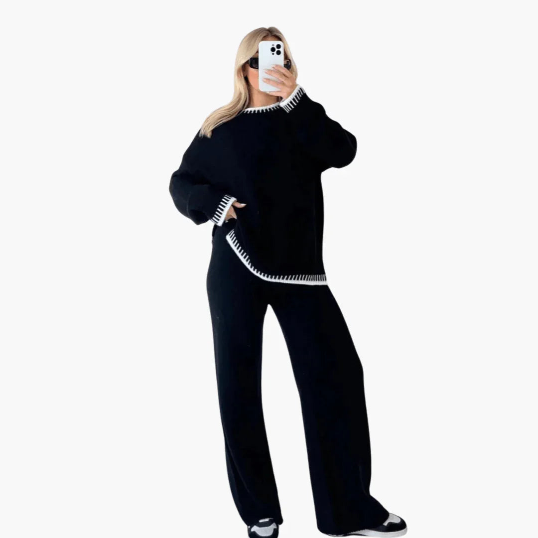Trendy Lounge Set for Women  Comfortable Knit Top and Pants