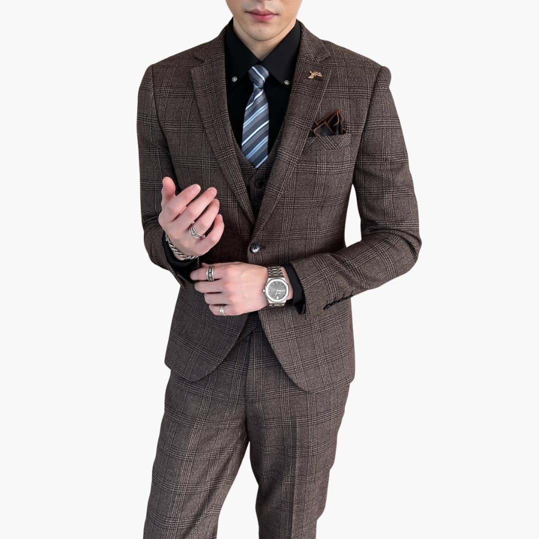 Men's Three-Piece Suit with Check Pattern for All Seasons