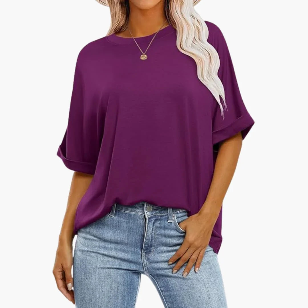 Women's Oversize T-Shirt with Round Neck and Short Sleeves