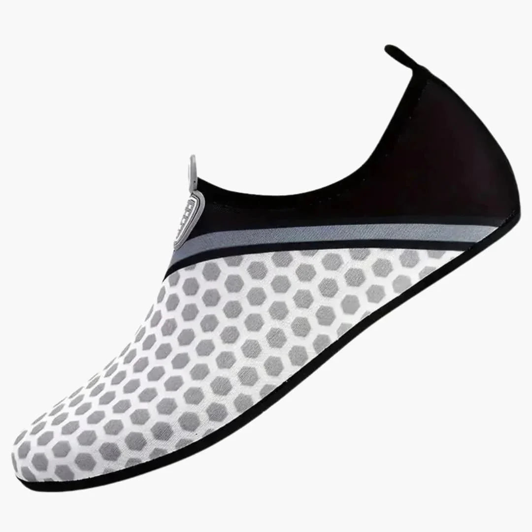 Unisex Barefoot Shoes with Flat Sole for Outdoor Activities.