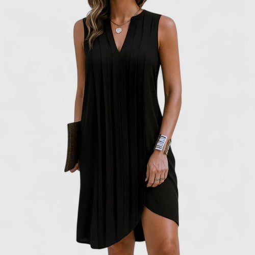Clarhild | Elegant Flattering Dress With V-Neck