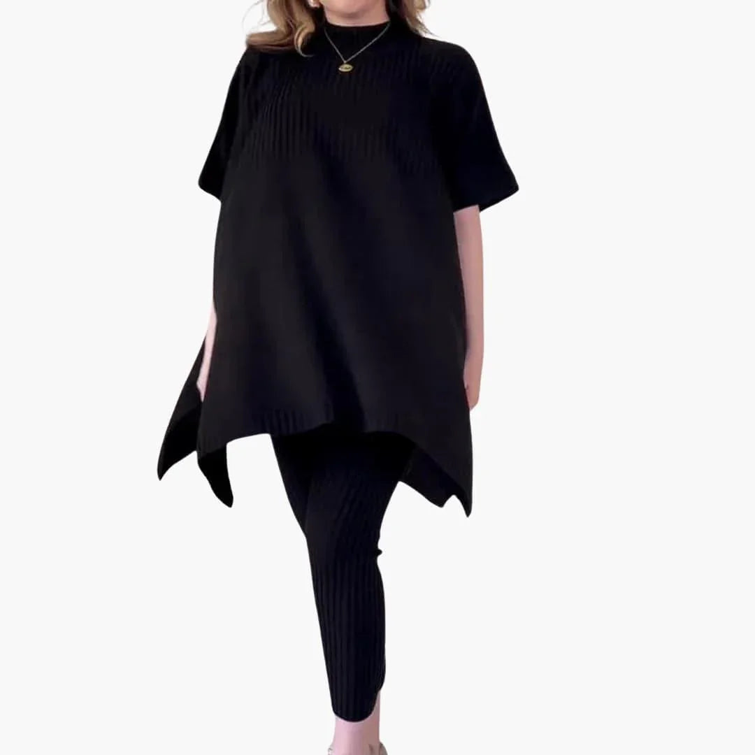 Two-Piece Knit Set for Women  Elegant and Comfortable Outfit