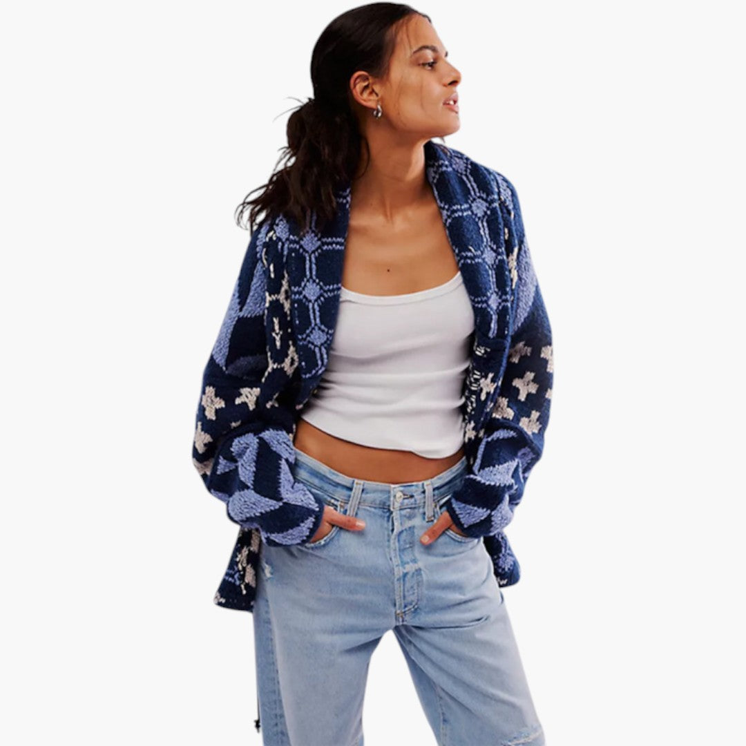 Women's Oversized Cardigan with Button Closure and Long Sleeves