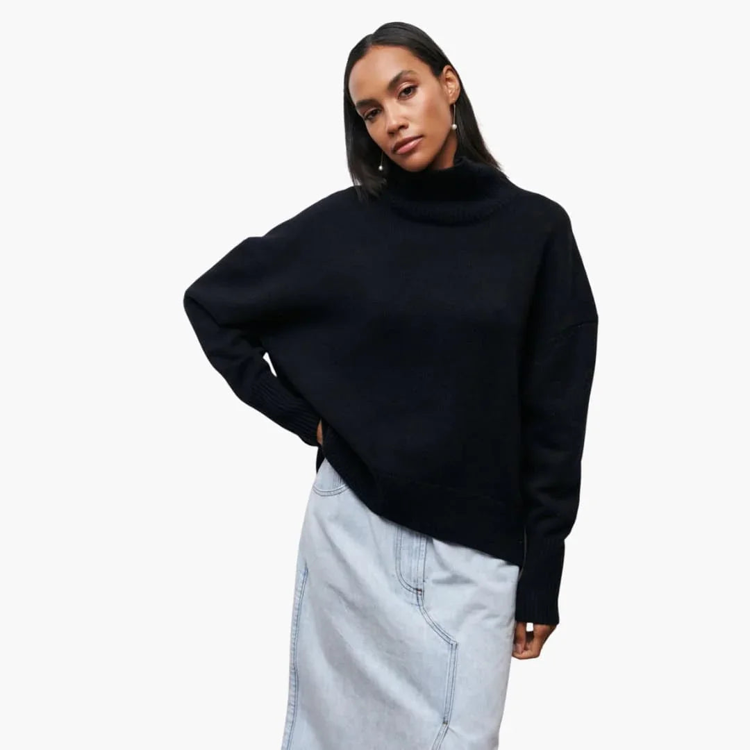 Women's Knitted Sweater with Round Neck and Ribbed Cuffs