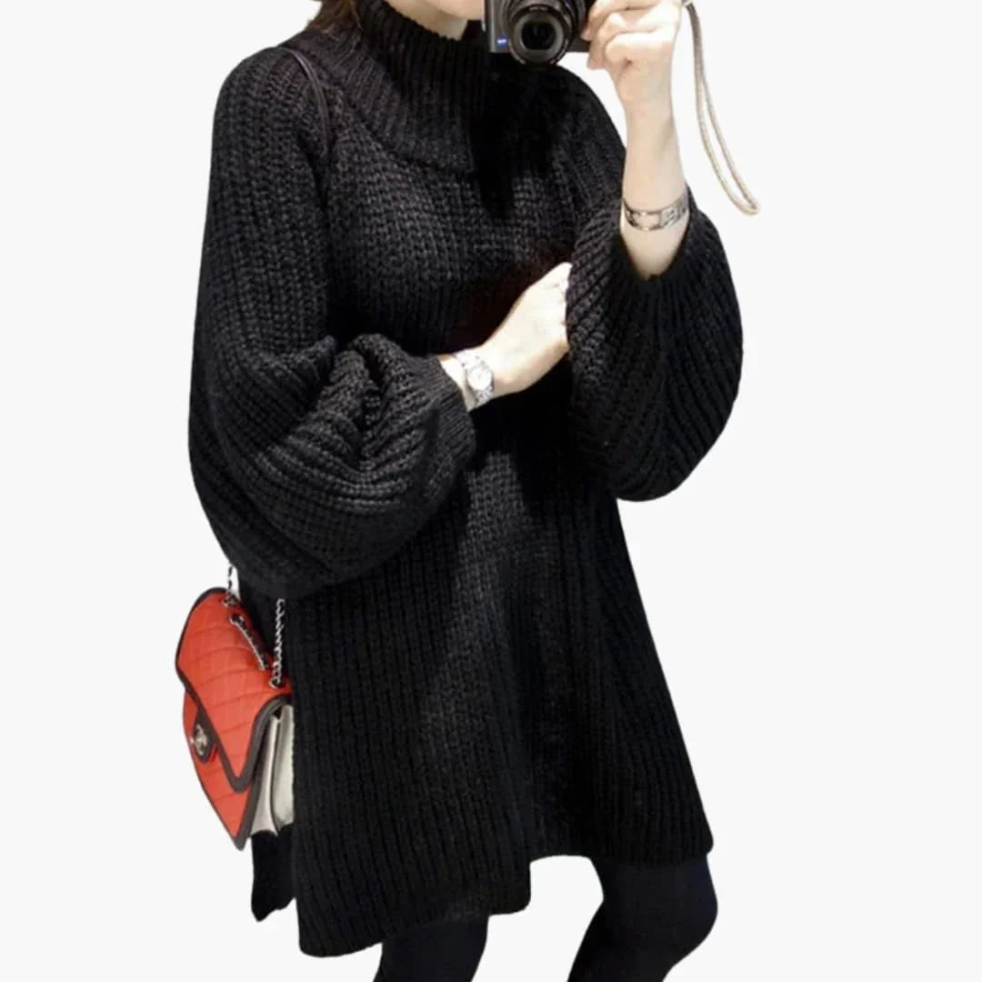 Women's Sweater with Round Neck and Oversized Fit