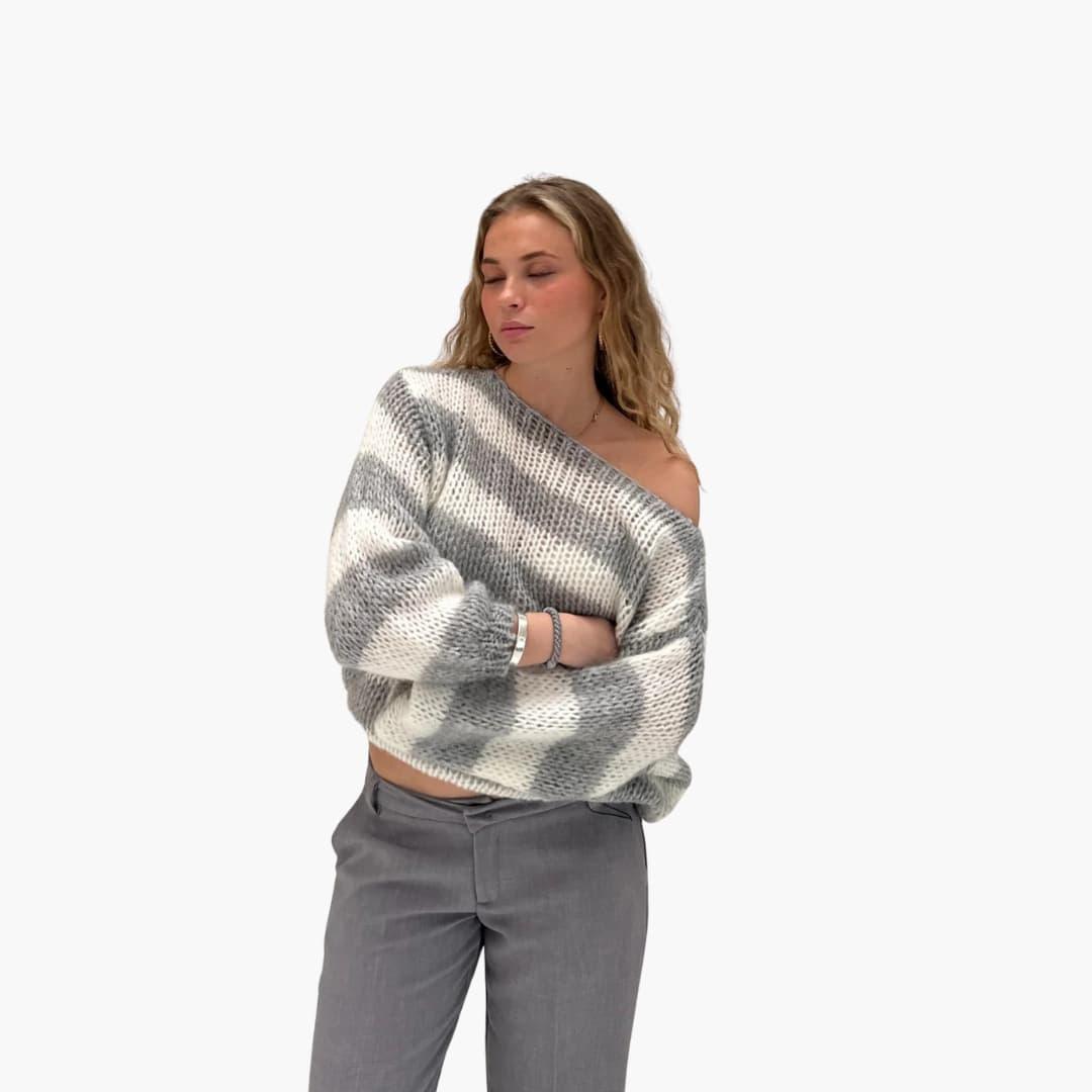 Women's Sweater with Round Neck, Long Sleeves, and Stripe Texture