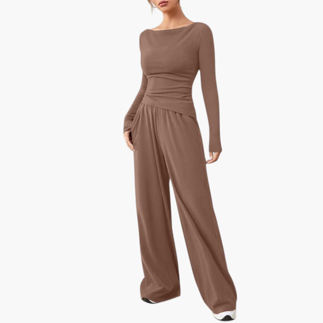 Women's Set with Loose Fit and Long Sleeves
