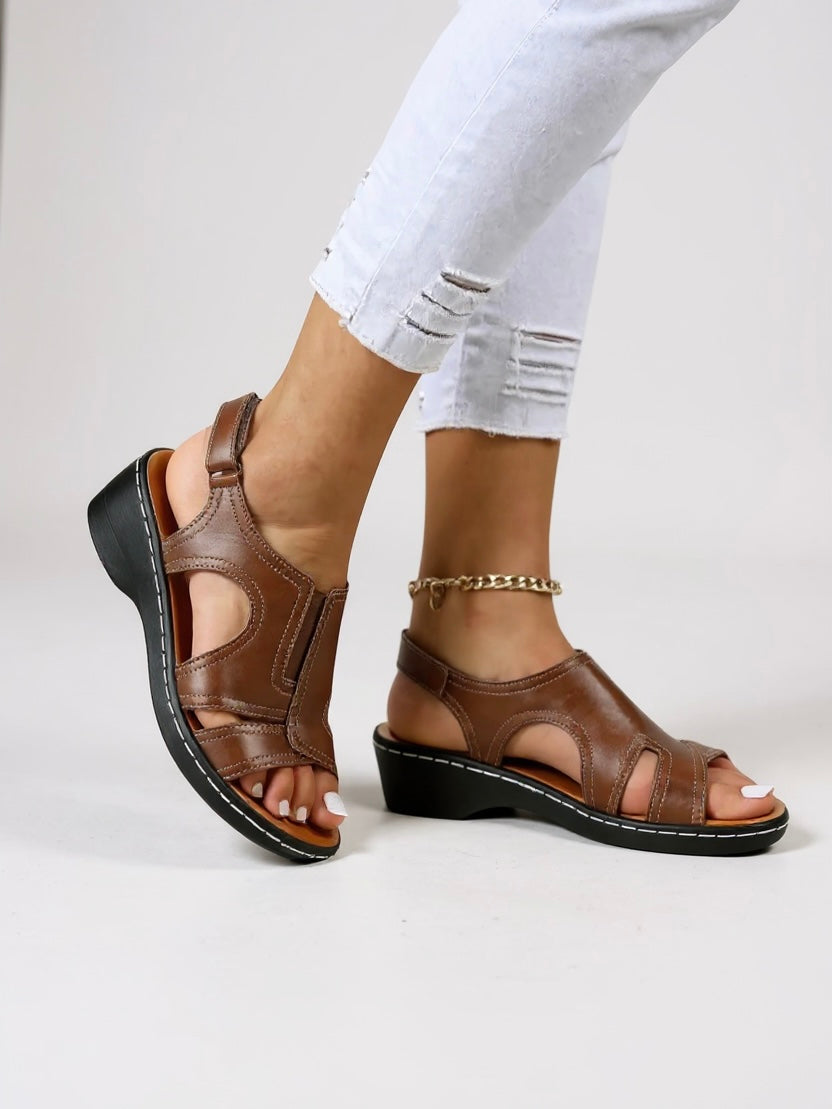 Bavane | Women's Walking Sandals with Adjustable Straps and Cushioned Insole