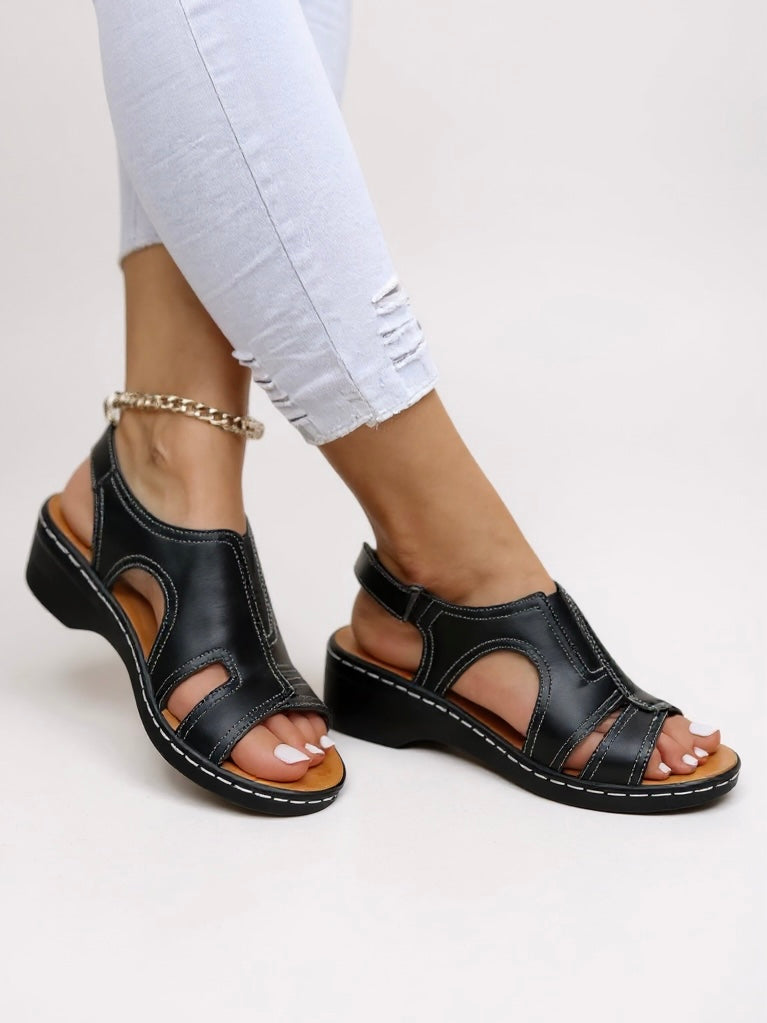 Women's Walking Sandals with Adjustable Straps and Cushioned Insole