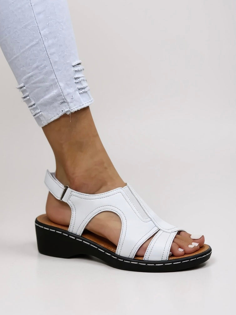 Women's Walking Sandals with Adjustable Straps and Cushioned Insole