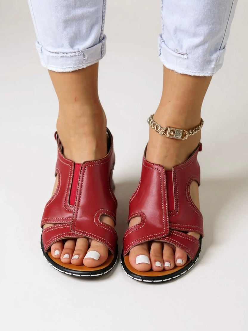 Women's Walking Sandals with Adjustable Straps and Cushioned Insole