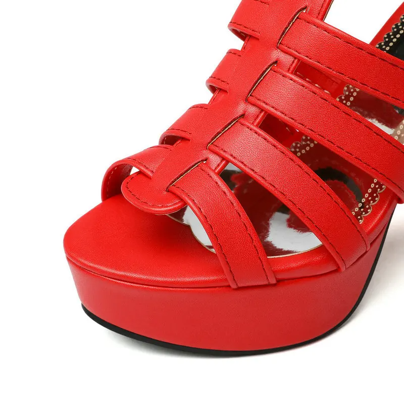 Women's Orthopedic Sandals with Platform Sole and Wide Straps