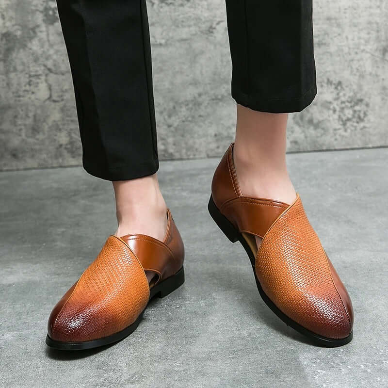 Men's Sandals with Leather Upper and Cushioned Footbed