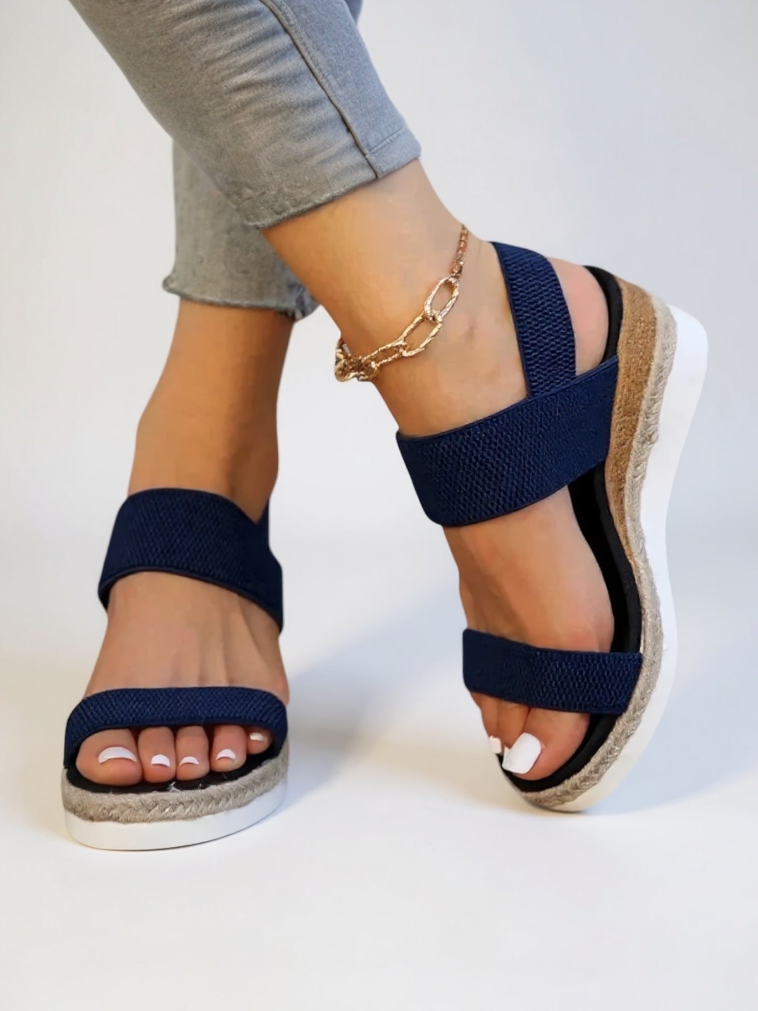 Women's Orthopedic Sandals with Platform Sole and Cushioned Insole