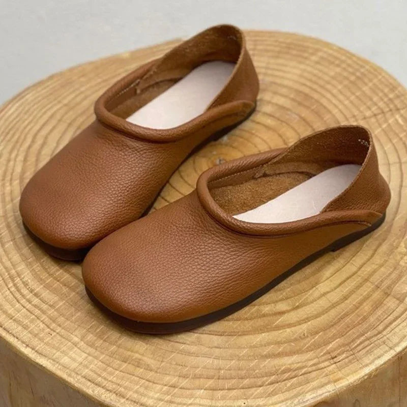 Women's Flats with Vegan Leather Upper and Cushioned Insole