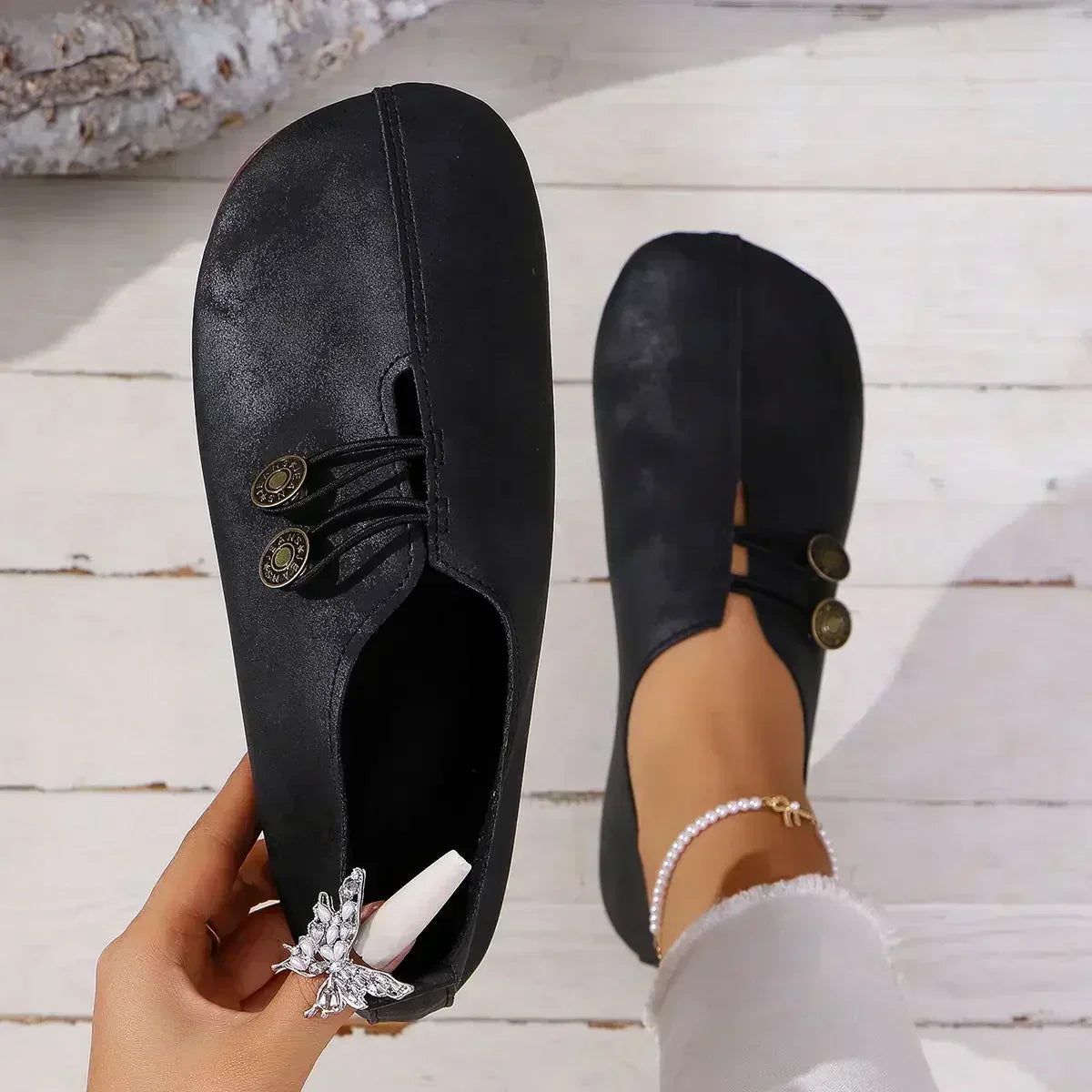 Bavane | Women's Loafers with Elastic Closure and Suede Upper
