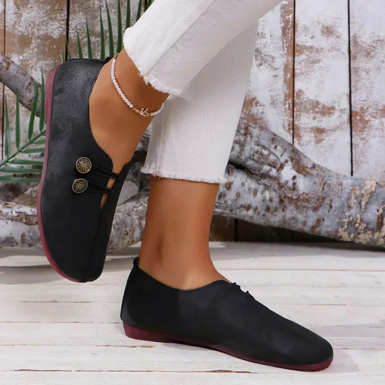 Women's Loafers with Elastic Closure and Suede Upper