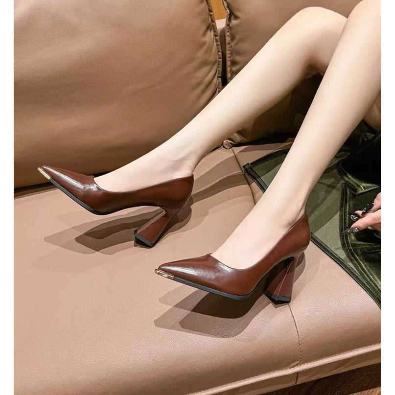 Women's Flats with Pointed Toe and Slip On Design
