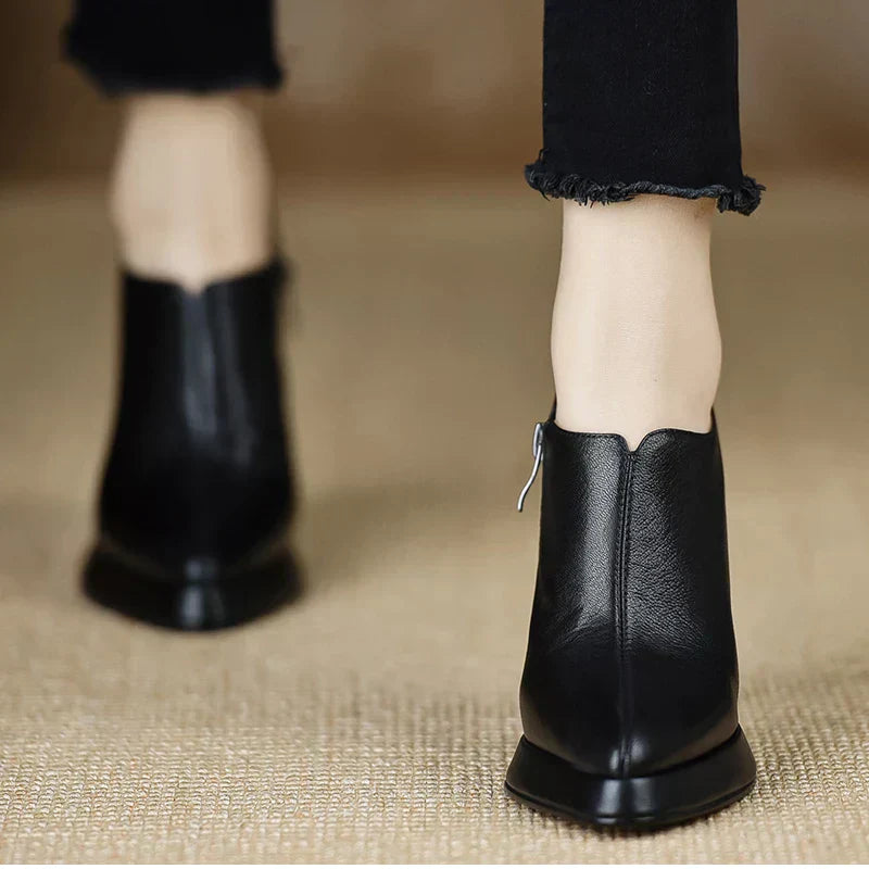 Women's Pumps with Platform Sole and Side Zipper
