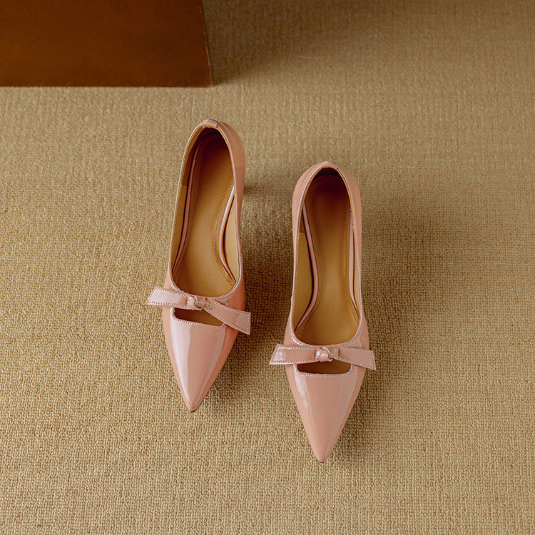 Women's Pumps with Pointed Toe and Flared Heel