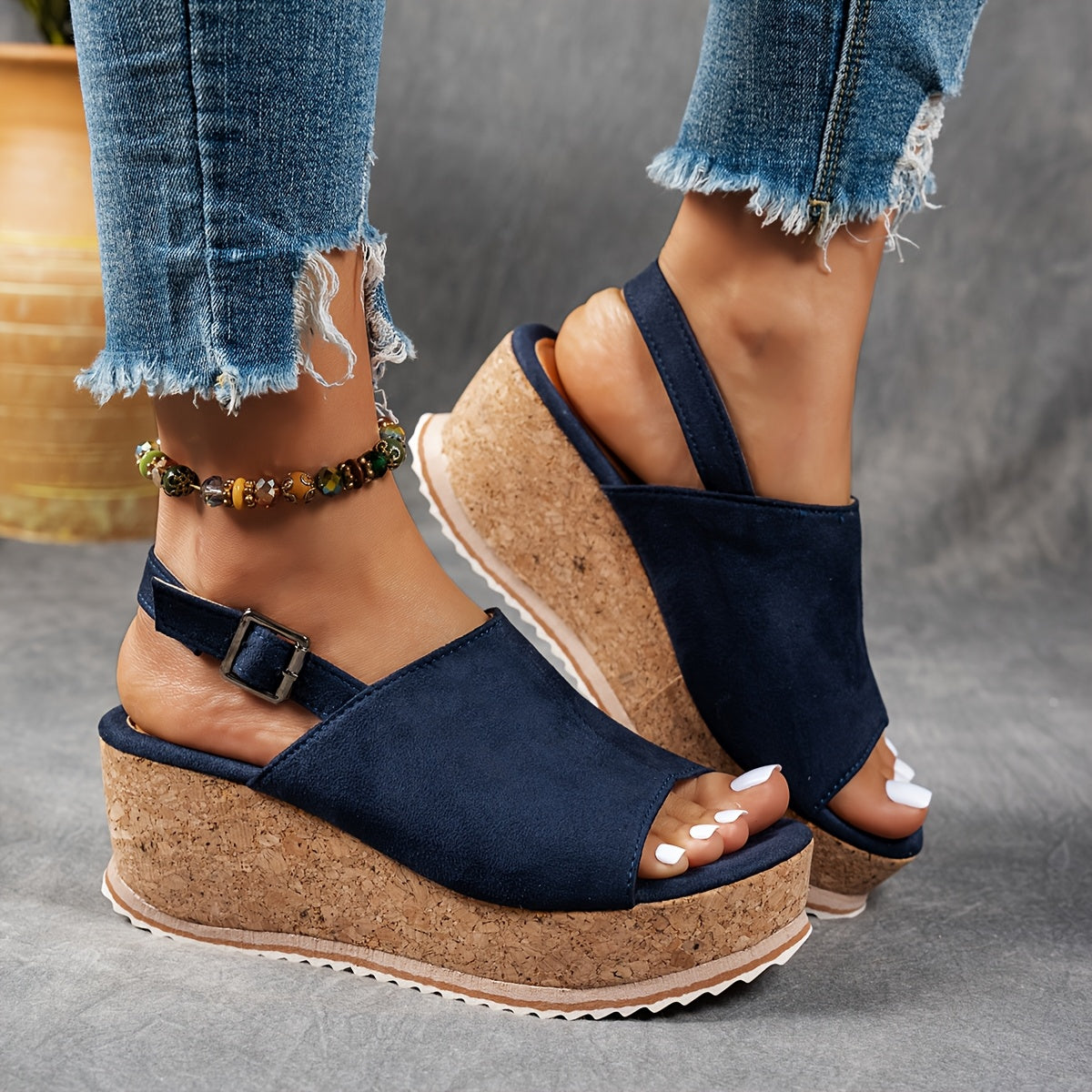 Women's Orthopedic Sandals with Platform Sole and Buckle Straps